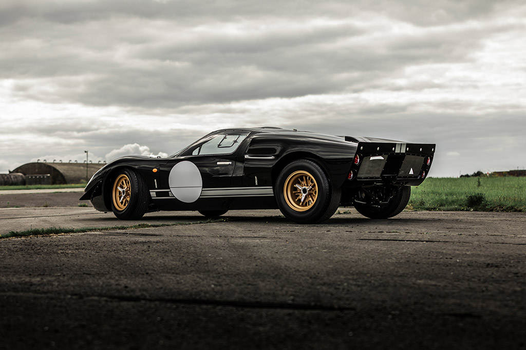 Everrati & Superperformance Electric GT40